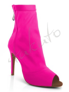 Burju model Shabina Hot Pink