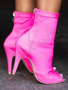 Burju model Shabina Hot Pink