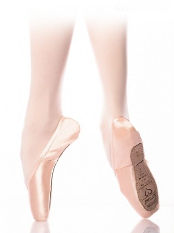 Cendrillon Sansha pointe shoes