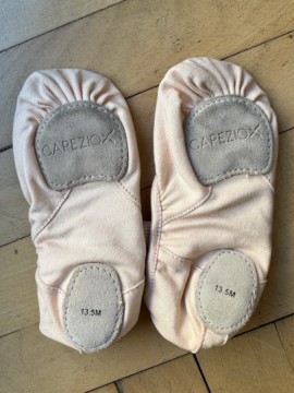 Baletki elastyczne Hanami Capezio 