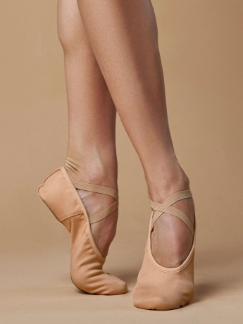 Attitude stretch canvas Ballet Slippers Grand Prix