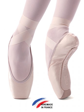 Belle Merlet pointe shoes
