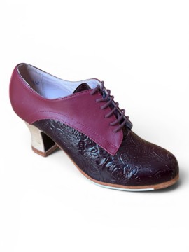 Flamenco shoes Blucher Box Repujado Burdeos 6 cm Begoña Cervera
